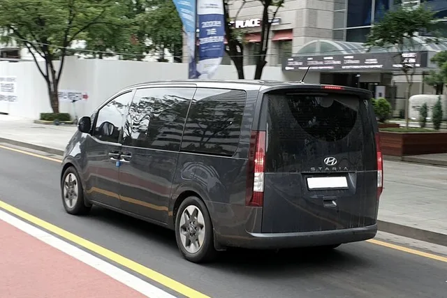 Boston Airport to Flynn Cruise Port Private Transfer - Image 3