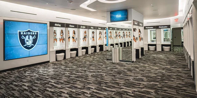 Las Vegas Allegiant Stadium Guided Tour - Image 3