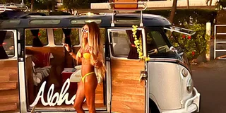 Maui Brewery and Beach Tour in Vintage VW Bus