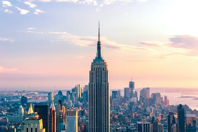 New York City Audio Tours App - Image 1