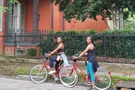 New Orleans Garden District and Cemetery Bike Tour thumbnail 3