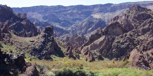 Las Vegas Grand Canyon Helicopter and Rafting Tour - Image 1