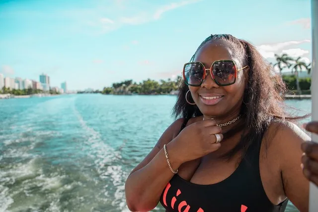 Miami Beach Professional Photoshoot - Image 2