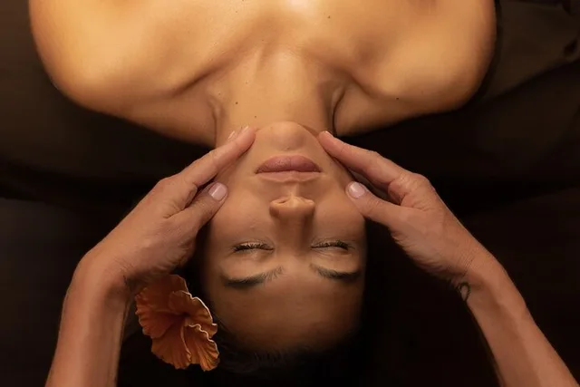 Honolulu Lymphatic Drainage Massage 60 Min - Image 2