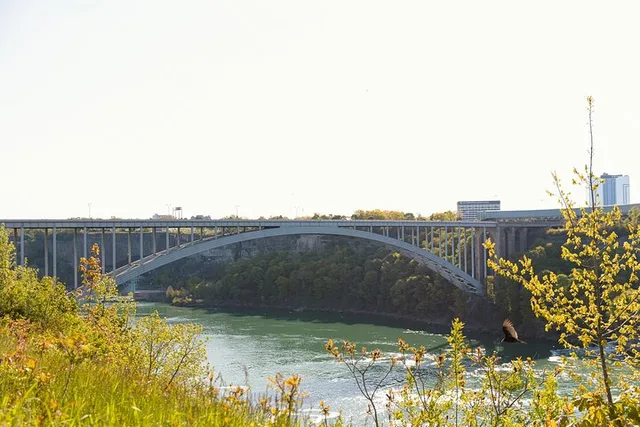 Niagara Falls Boat Cruise and Journey Behind the Falls - Image 2