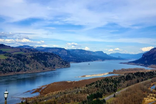 Portland Columbia Gorge Waterfalls and Mt. Hood Tour - Image 5