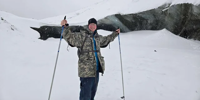 Fairbanks Snowshoe Hike to Castner Glacier Ice Cave - Image 2