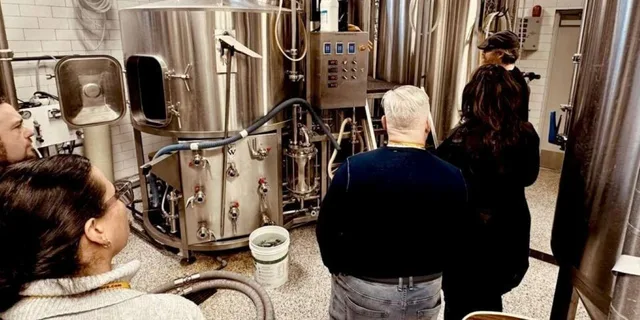 Houston Craft Beer Tour in The Heights 3.5 hr - Image 3