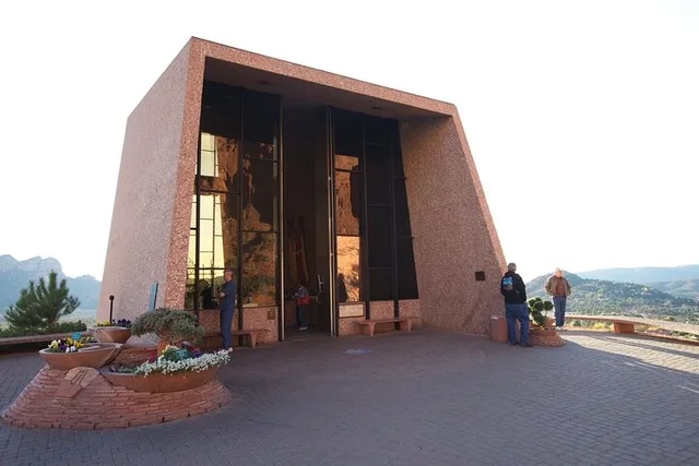 Phoenix Vortex and Vineyard Tour - Image 4