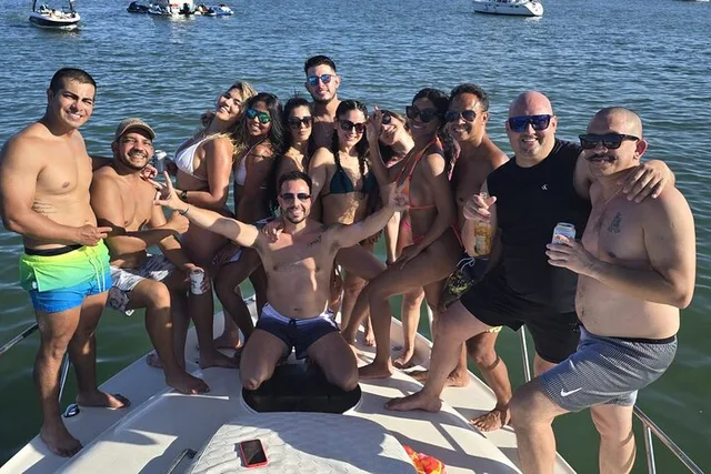 Miami Private Yacht Experience - Image 6