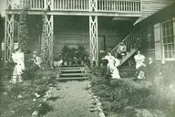 Helen Haunts and History Walk Tour 2 hr thumbnail 1