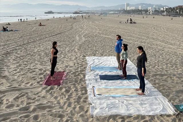 Santa Monica Yoga with Fresh Juice - Image 6
