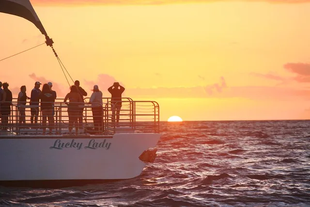 Kauai Nā Pali Coast Sunset Cruise - Image 1