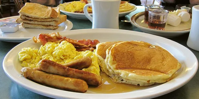 Las Vegas Horseback Ride with Breakfast - Image 3