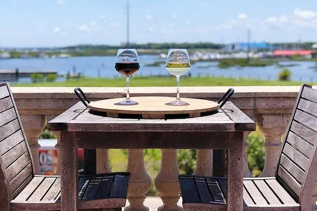 St. Augustine Wine & Dine Tasting Tour - Image 4
