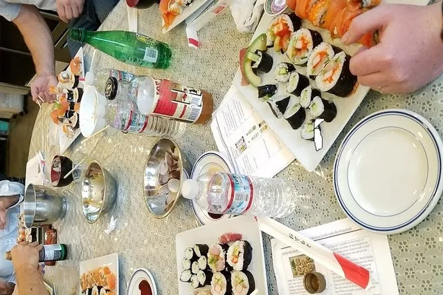Seattle Sushi Making Class - Image 6