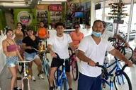 Miami South Beach Bike Rental thumbnail 5