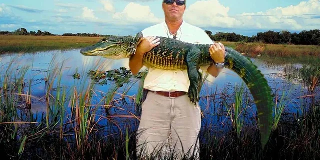 Naples Everglades Airboat and Wildlife Sanctuary Tour - Image 4