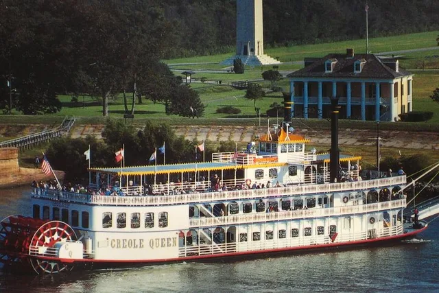New Orleans Tour Pass: Bus, Cruise, Walking - Image 5