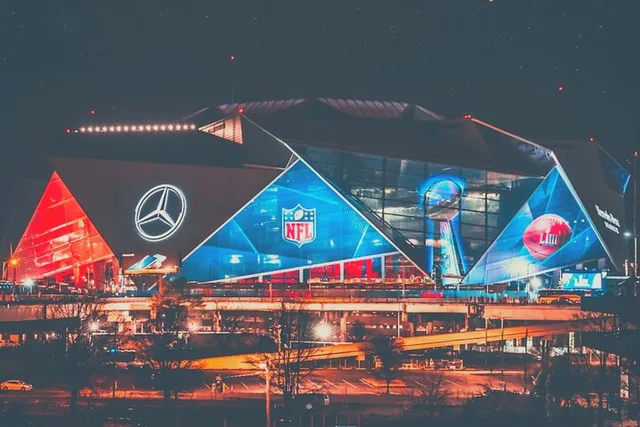 Atlanta Falcons Football Game at Mercedes Benz Stadium - Image 5