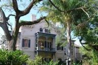 New Orleans Garden District Walking Tour thumbnail 2