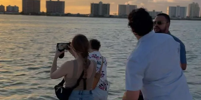 Clearwater Beach Evening Dolphin Cruise - Image 2