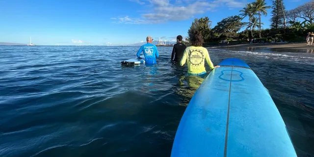 Lahaina Group Surf Lesson - Image 4