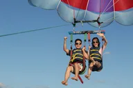 Waikiki Parasailing Adventure thumbnail 1
