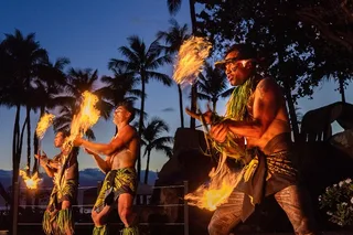 Maui Wailele Luau with Fire and Knife Performance