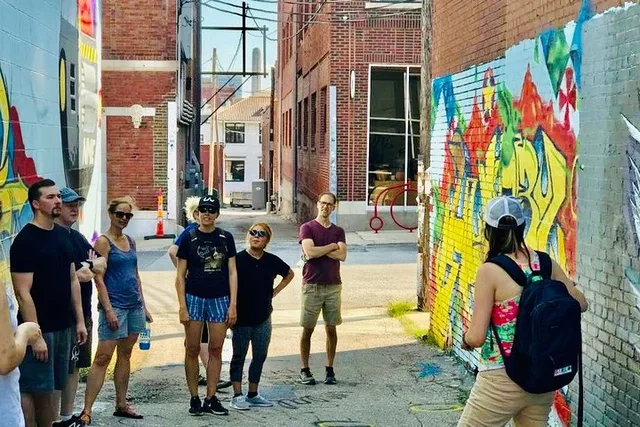 Kansas City Art District Urban Hike - Image 1
