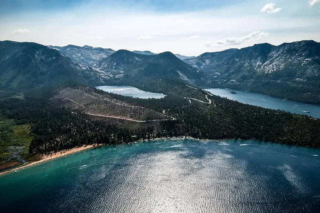 Lake Tahoe Helicopter Tour of Emerald Bay - Image 3