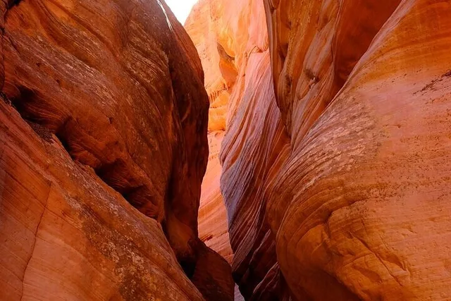 Kanab Slot Canyon Jeep Tour - Image 4