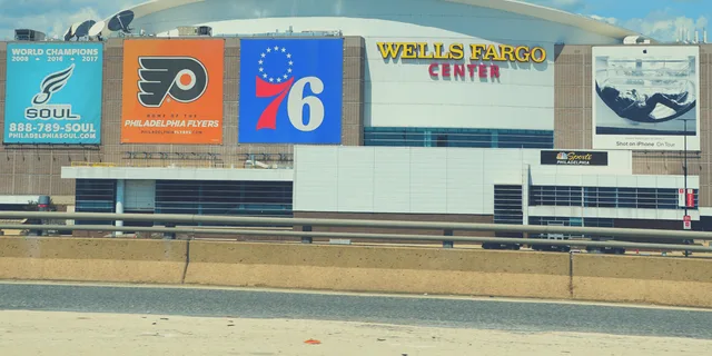 Philadelphia 76ers Basketball Game Ticket - Image 3