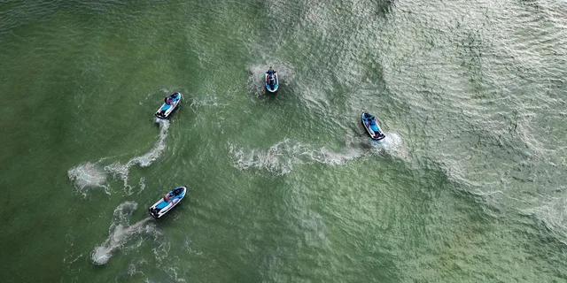 Panama City Jet Ski Tour to Shell Island - Image 2