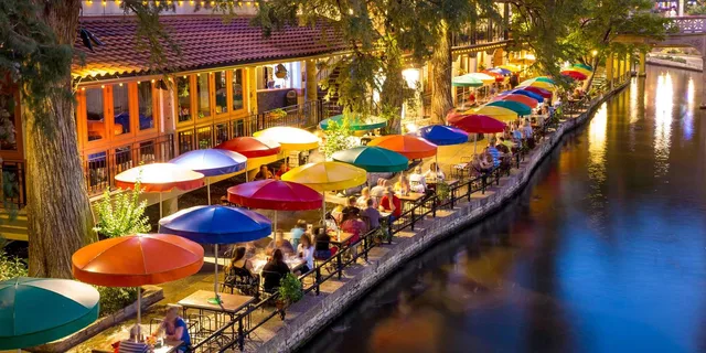 San Antonio Food Tour with Tacos and Ice Cream - Image 5