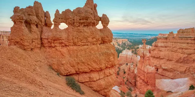 Las Vegas Bryce Canyon and Zion National Parks Tour - Image 4