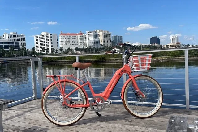 Palm Beach Guided Bicycle Tour - Image 3