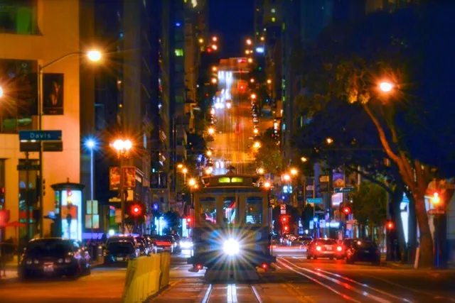 San Francisco Cable Car Night Rides with Audio Tour - Image 3