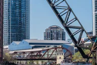 Chicago Architecture River Cruise thumbnail 3