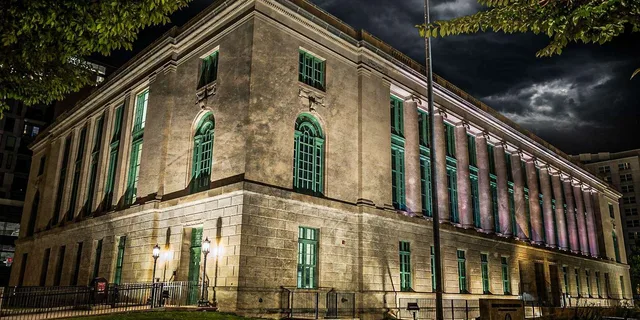 Madison Ghost Tour: Murmurs of Mourning Murder - Image 5