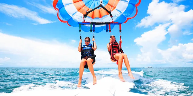 Key West Watersports Adventure with Lunch - Image 3
