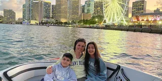 Miami Private Boat Ride with Champagne 1 hr