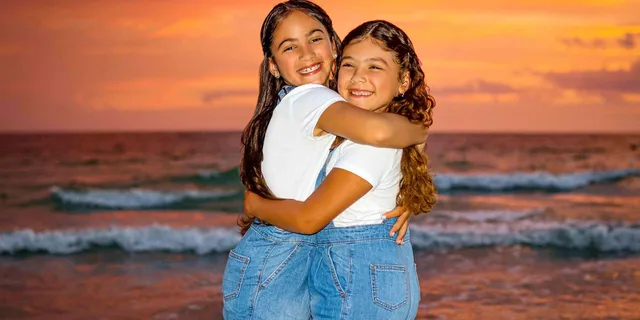 Clearwater Beach Sunset Photography Session - Image 4
