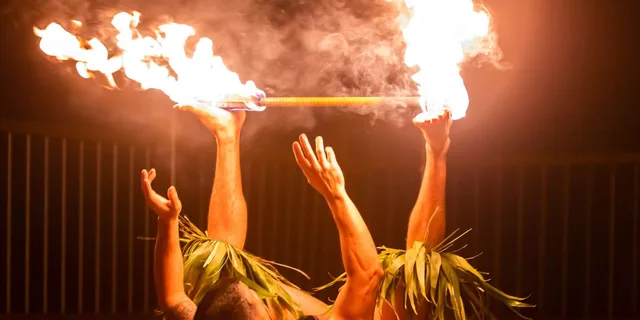 Kihei Gilligans' Island Luau with Dinner and Drinks - Image 2