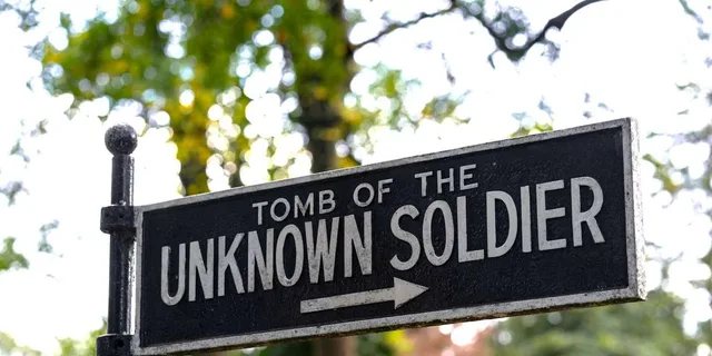 Arlington Cemetery Walking Tour & JFK Grave - Image 6