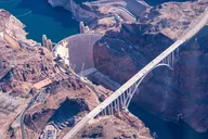 Las Vegas Helicopter Tour Over Hoover Dam thumbnail 3