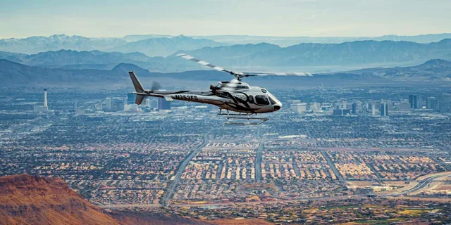 Las Vegas Helicopter Tour of Red Rock Canyon - Image 4