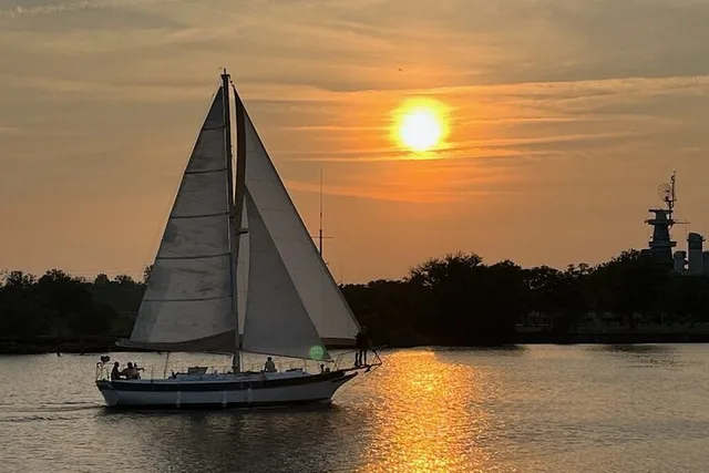 Wilmington Sailing Charter - Image 5