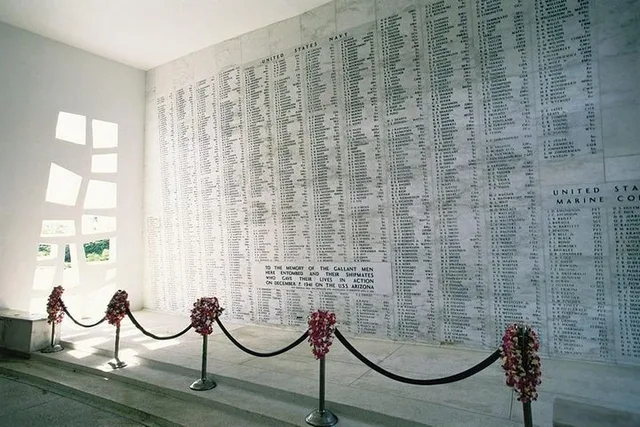 Honolulu Pearl Harbor and City Tour - Image 3