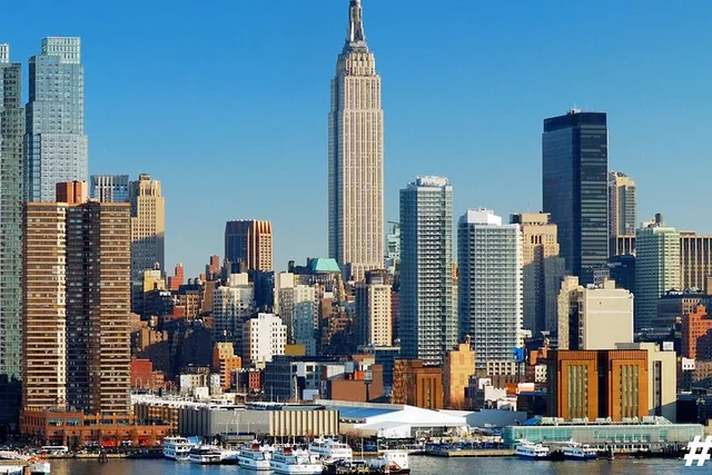 New York Guided Sightseeing Tour - Image 2